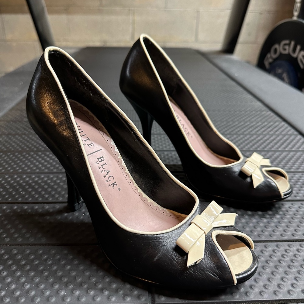 White House Black Market Pumps